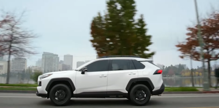 How Much Does a Toyota Rav4 Weigh